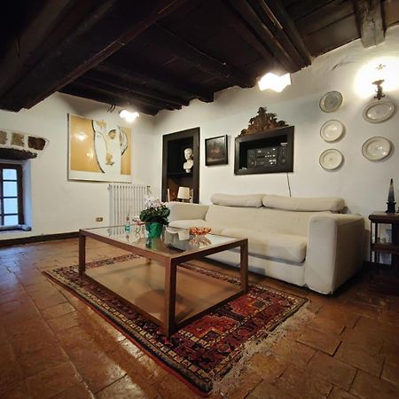 B&B Dentro Il Castello Di Fumone Buitenkant foto